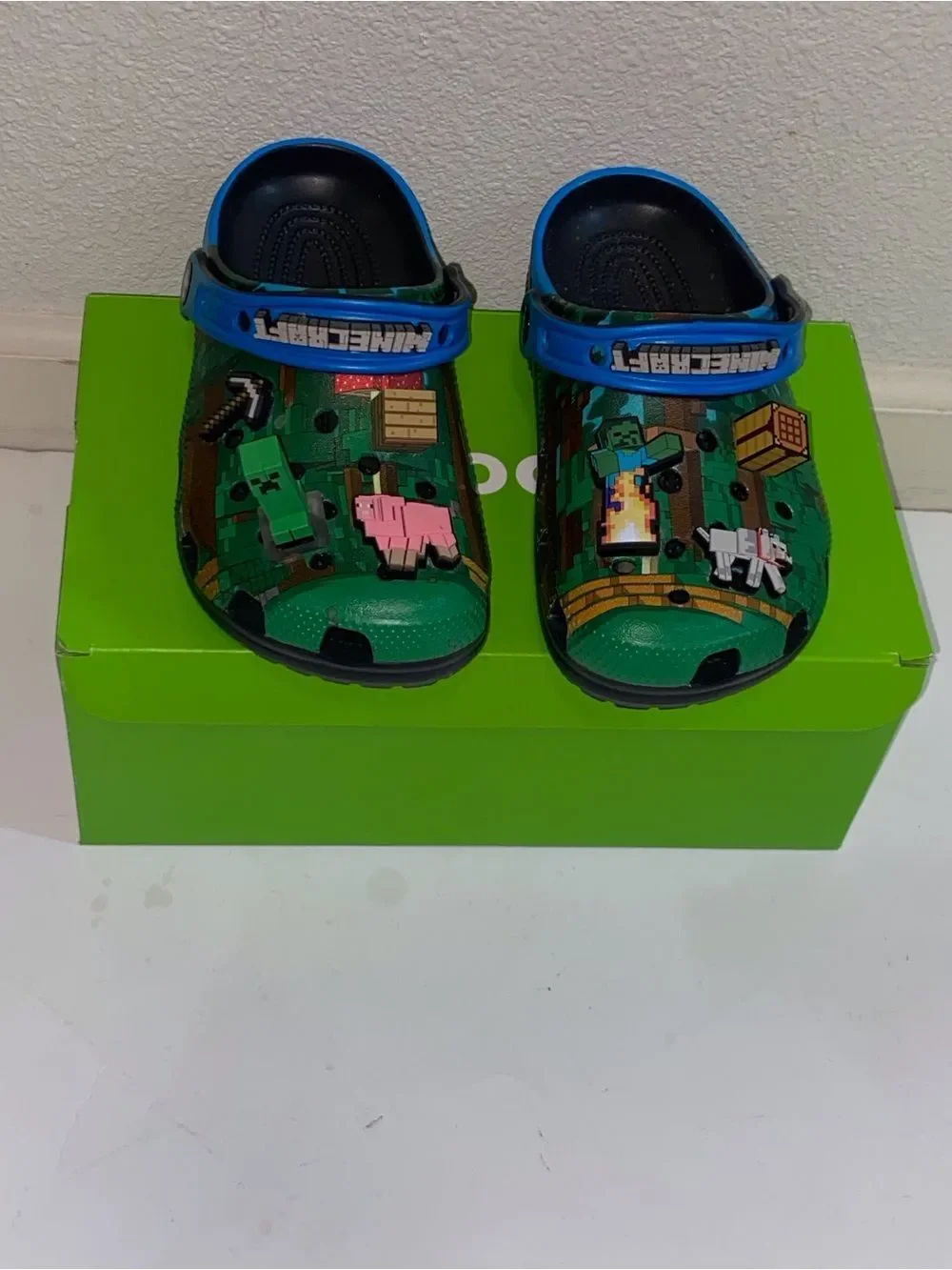 CROCS comfortable kids
